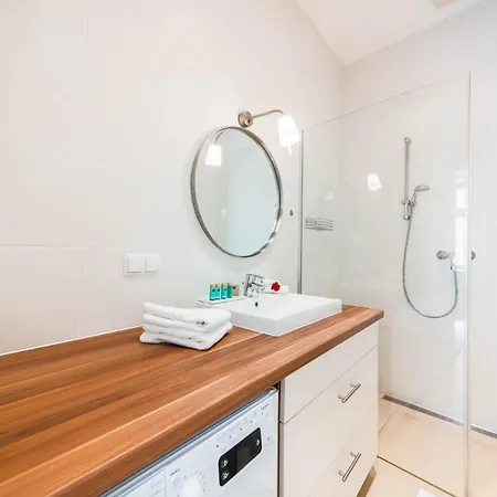 Apartman Smile Bahnzeile *
