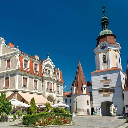 Smile Bahnzeile 아파트 *