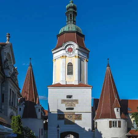 Smile Bahnzeile 아파트 크렘스안더다노